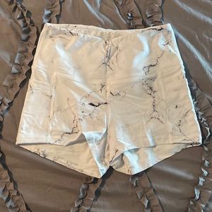 Buffbunny white marble shorts